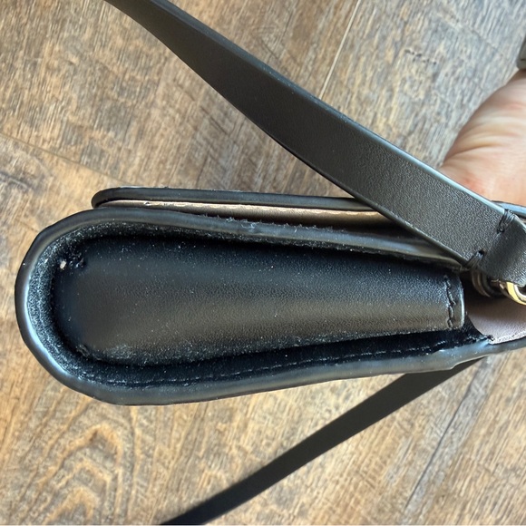 Kate Spade Black Scalloped Crossbody Bag - Picture 5 of 7